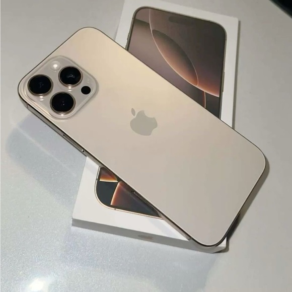 Apple iPhone 16 Pro Max in Elegant Cream